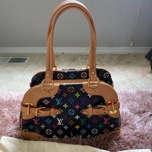 ❌SOLD❌ Louis Vuitton Claudia bag